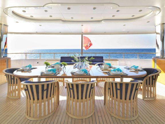 Upper deck - Dining area