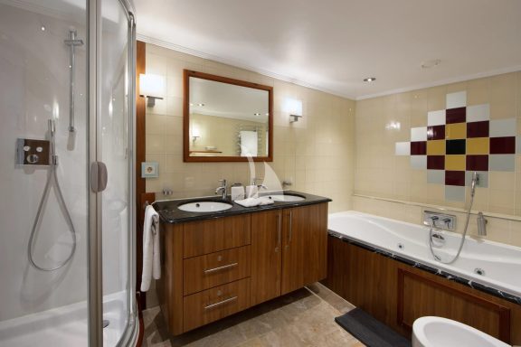 GUEST BATHROOM
