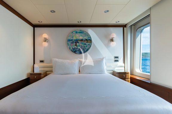 Image of BELLA yacht #18