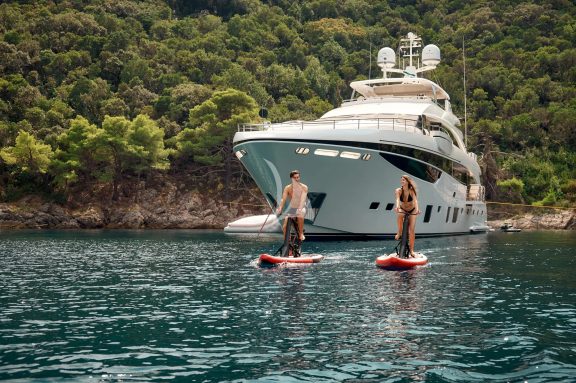 Image of MIRAGE IV yacht #21