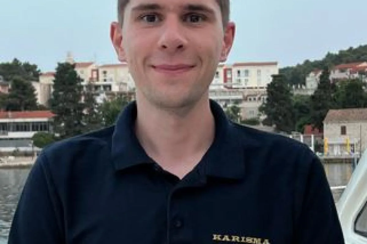 Crew Main Image