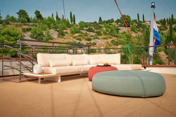 Sundeck