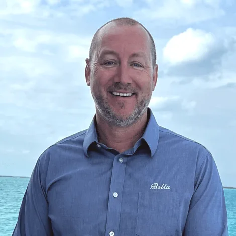 Crew of BELLA|Trent Jones — Captain