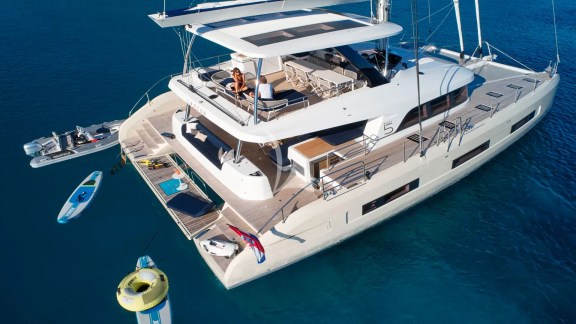 Image of AMADA MIA yacht #21