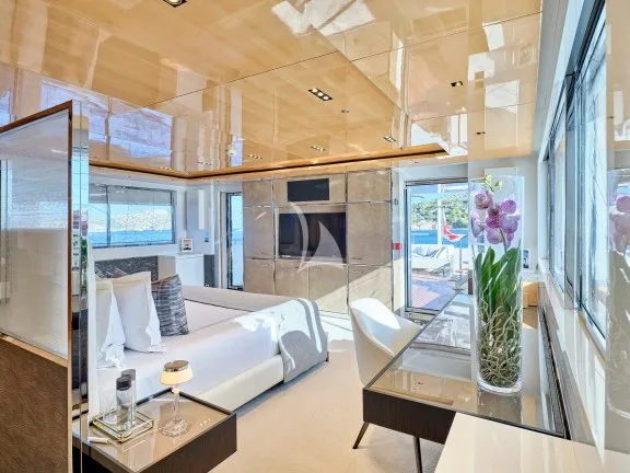 Image of LA PELLEGRINA 1 yacht #29