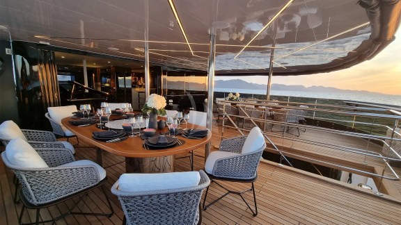 Image of BLACK SWAN yacht #61