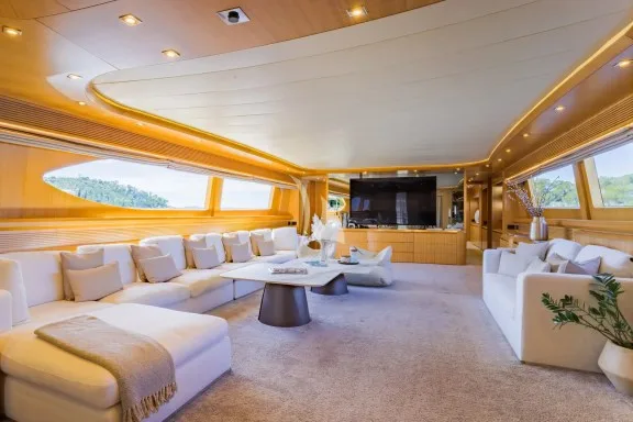 Image of Cynthia yacht #37