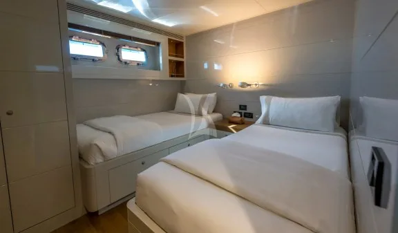 Image of CALADAN yacht #31