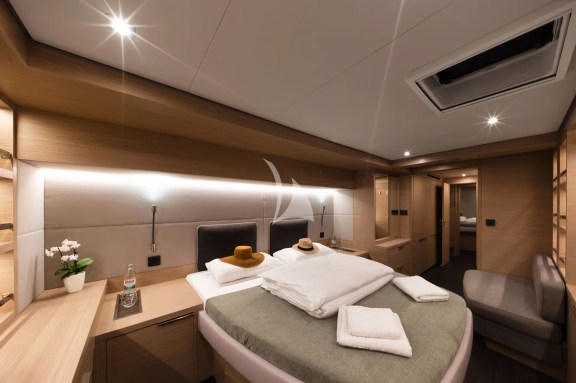 Image of LADY M yacht #5