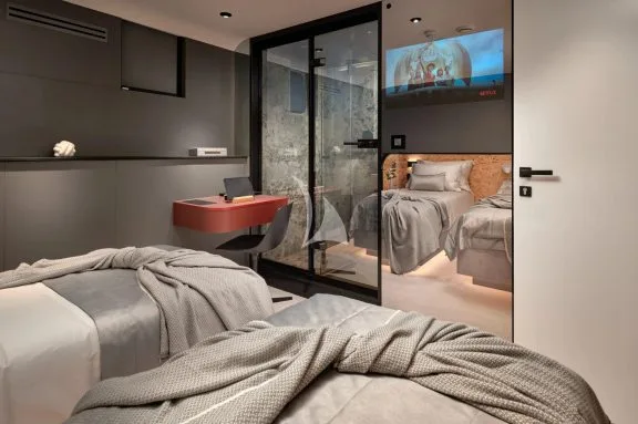 Convertible Cabin Amalia