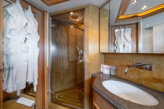 Double cabin ensuite bathroom