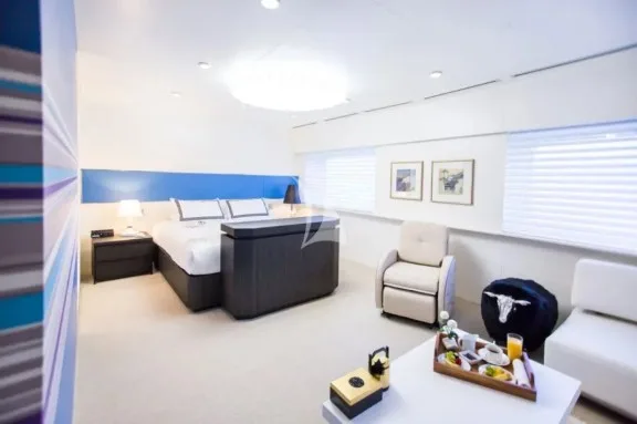 VIP Blue cabin