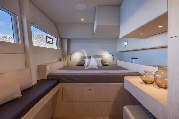 Image of SILENT DREAM yacht #36
