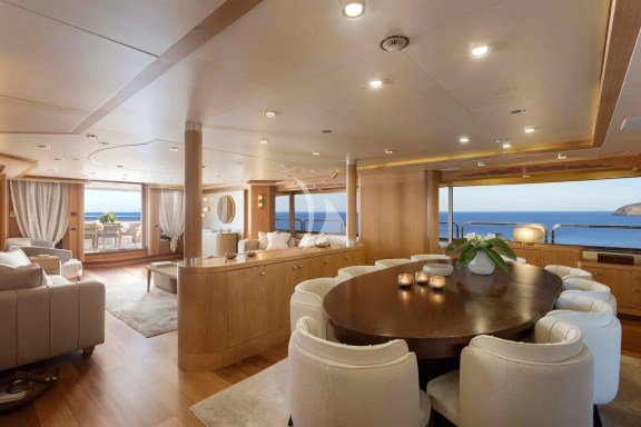 Dinning Table