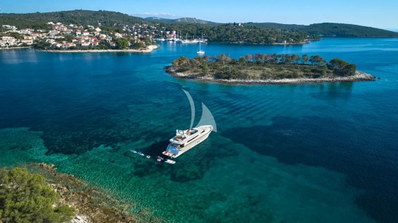 Image of KARISMA yacht #12