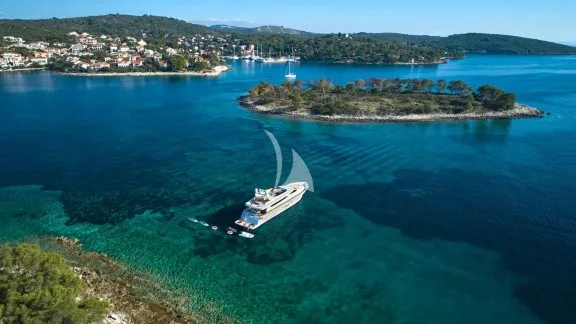 Image of KARISMA yacht #12