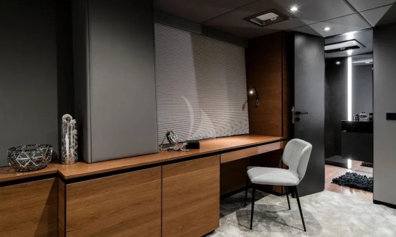 Master cabin dressing table