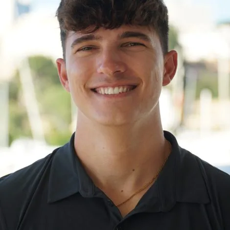 Crew of HANA|Devan Stroebel — Deckhand