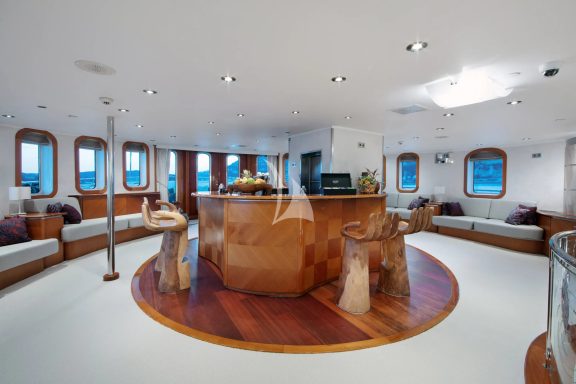 BRIDGE SALON AND BAR OPENS TO AFT