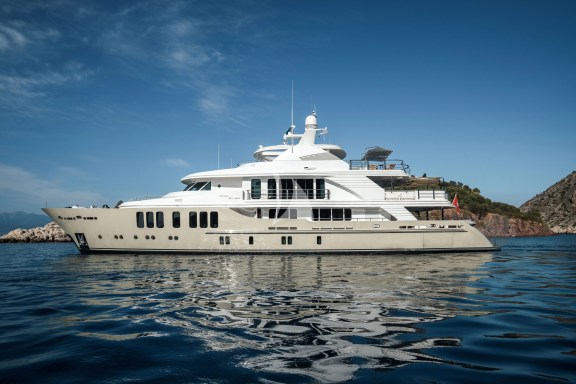 Image of ORIENT STAR yacht #3