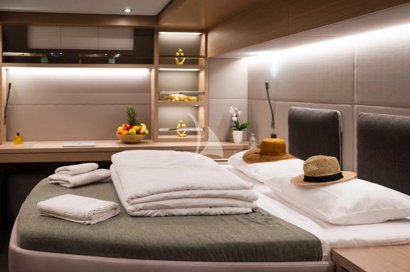 Image of LADY M yacht #6