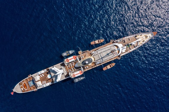 Image of CHRISTINA O yacht #3