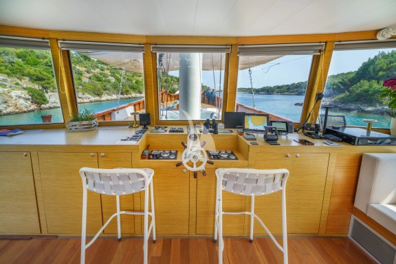 Image of GREEN RAY yacht #16