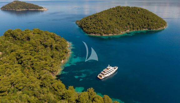 Image of Renata yacht #107