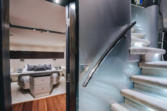 Starboard Side Aft Guest Cabin entrance