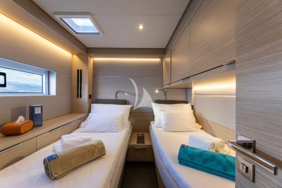 Image of ARTISAN yacht #17