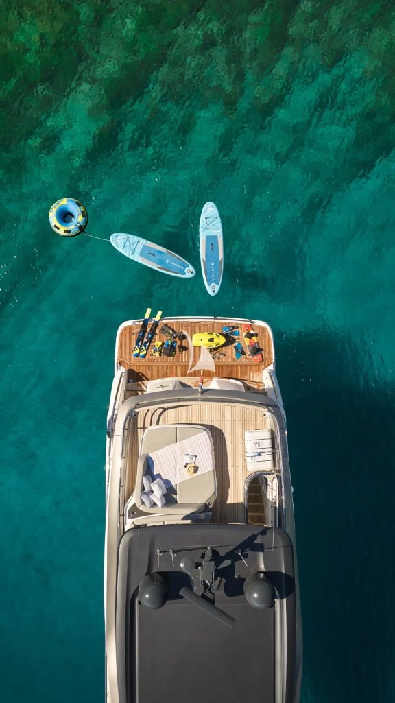 Image of ELIZABETH yacht #39