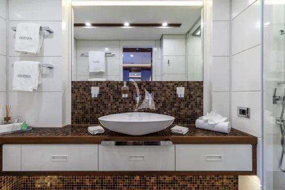 DOUBLE ENSUITE