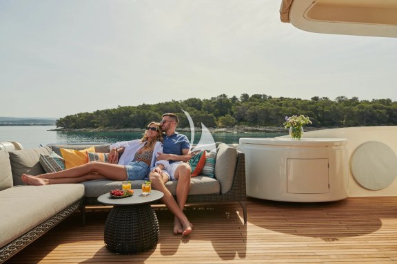Navetta 26 Friend's Boat sundeck lounge area