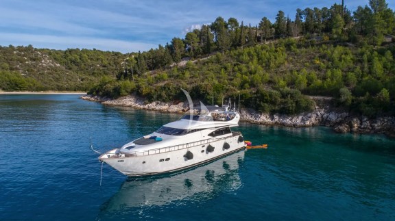 Image of JANTAR yacht #2