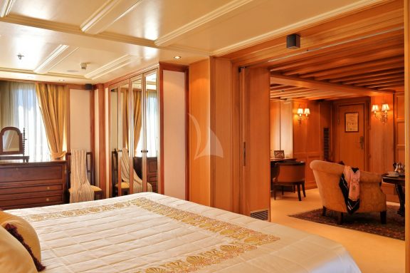 Master suite