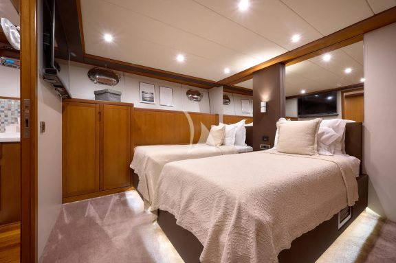 San Limi Twin Cabin