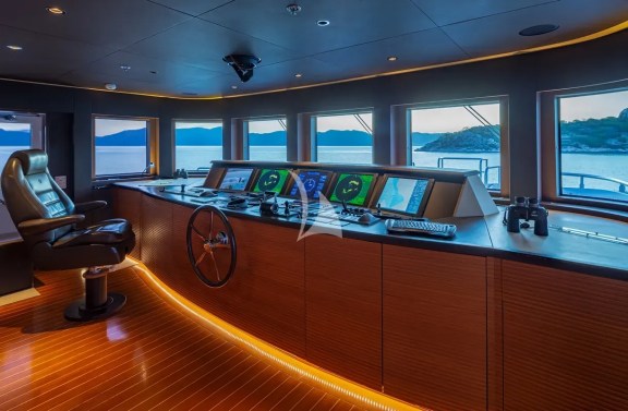 Flybridge
