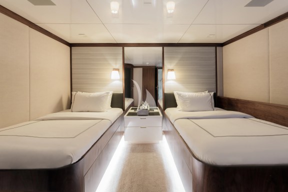 Twin cabin