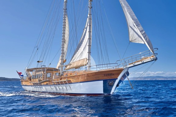 Image of LIBRA yacht #4