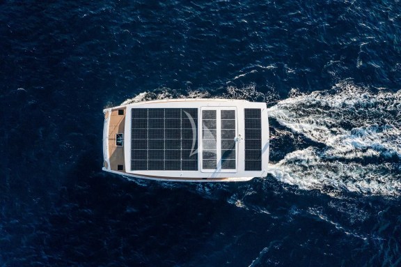 Image of SILENT DREAM yacht #23