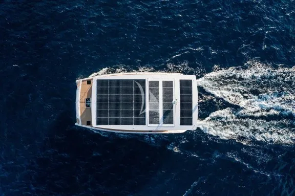Image of SILENT DREAM yacht #23