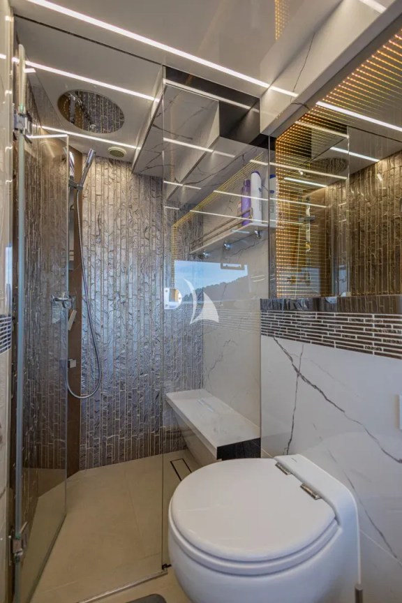 Image of PARADISE yacht #37
