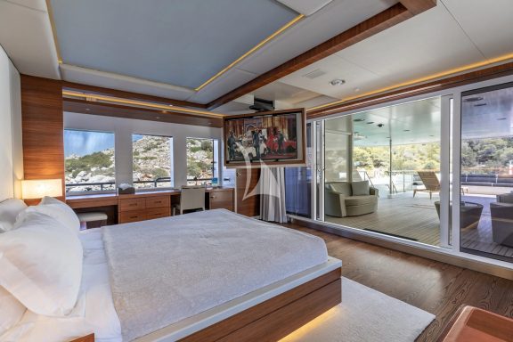 MASTER CABIN