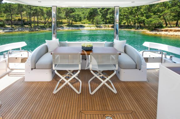 PREWI outdoor dining table