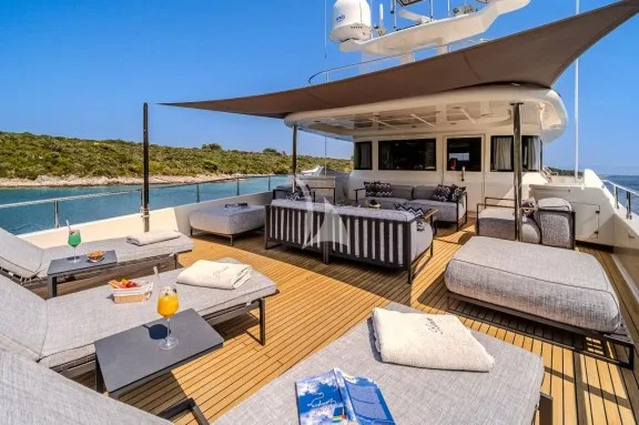Image of KLOBUK yacht #22