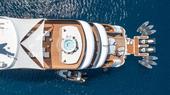 Image of BLACK SWAN yacht #14