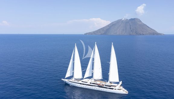 Image of LE PONANT yacht #37