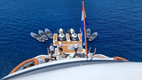 Image of BLACK SWAN yacht #38