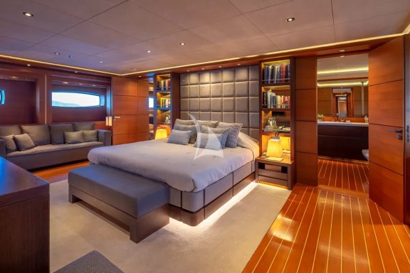 VIP Cabin