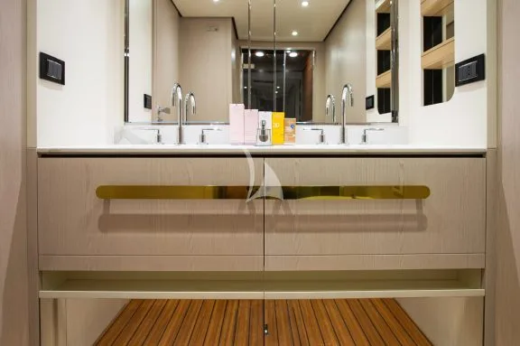 PREWI maser bathroom